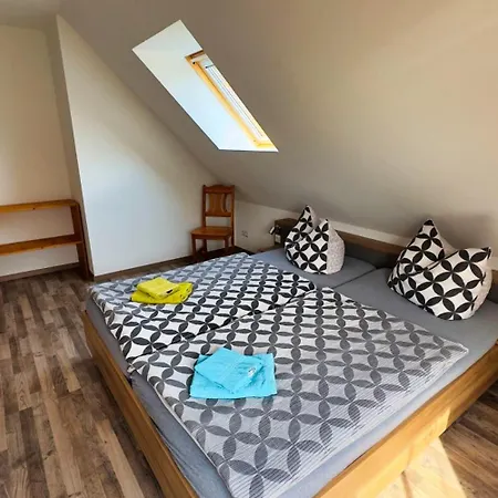 Zum Findling Apartmán *