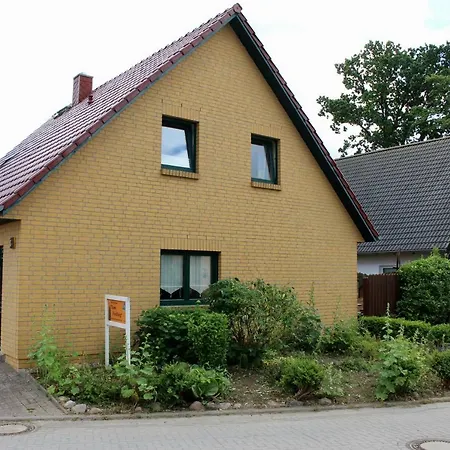 Zum Findling * Goehren (Ruegen)