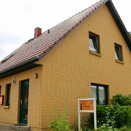 Zum Findling Apartment