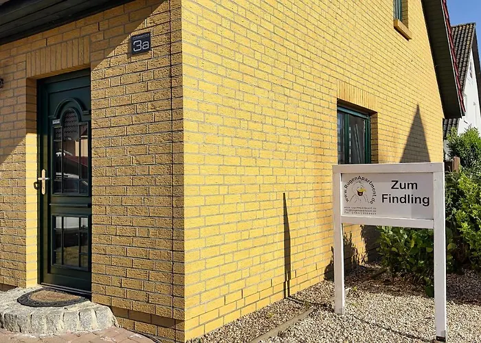 Zum Findling Goehren (Ruegen)